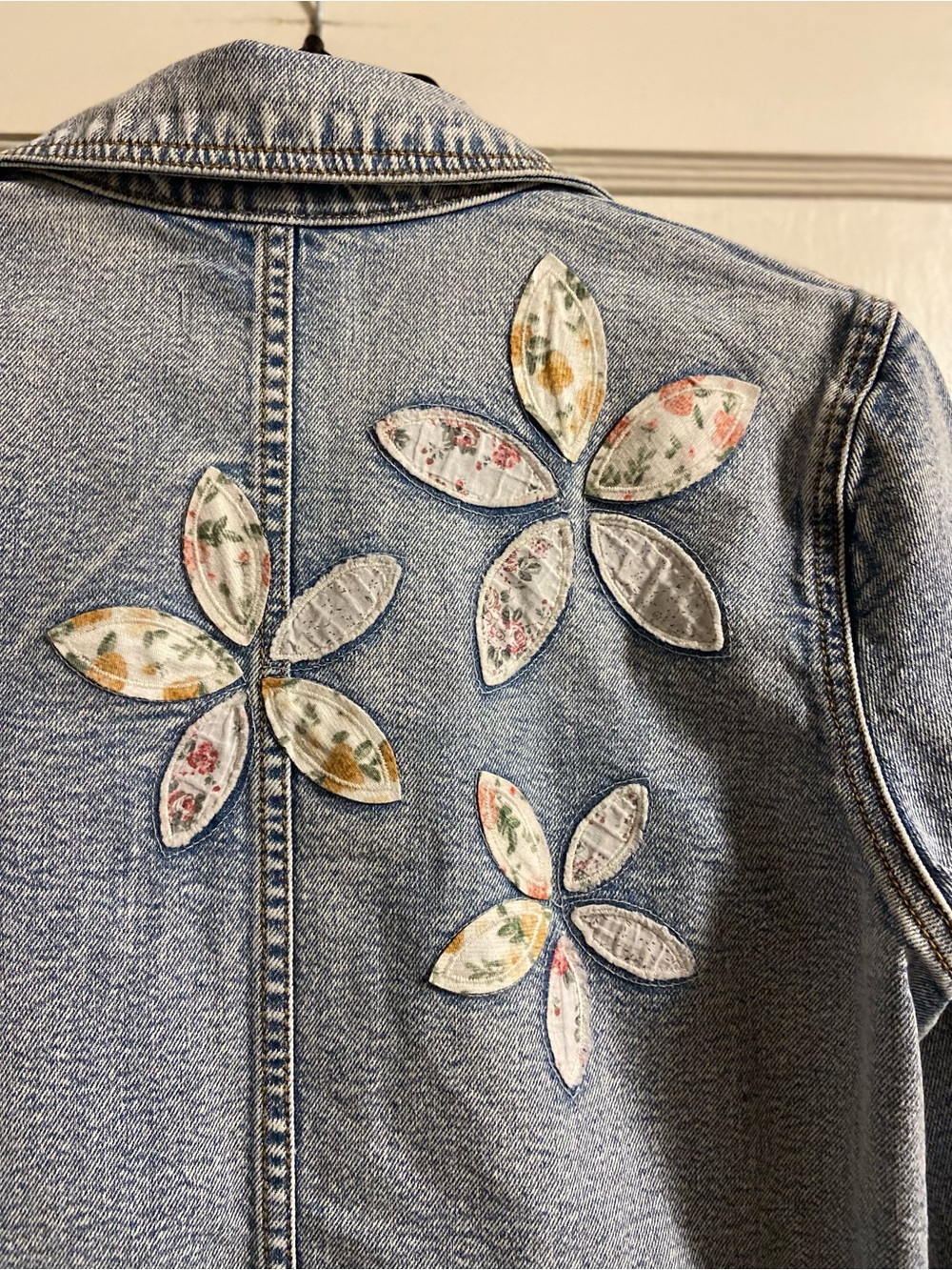 Free People x Driftwood Denim Shabby Chic Jacket Floral Patchwork Rustic Boho S - Picture 9 of 16